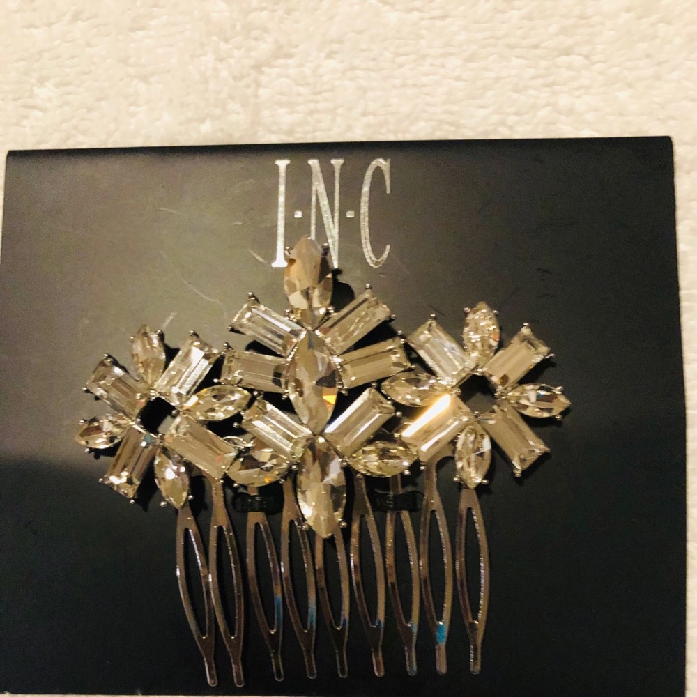 Crystal silver tone hair comb